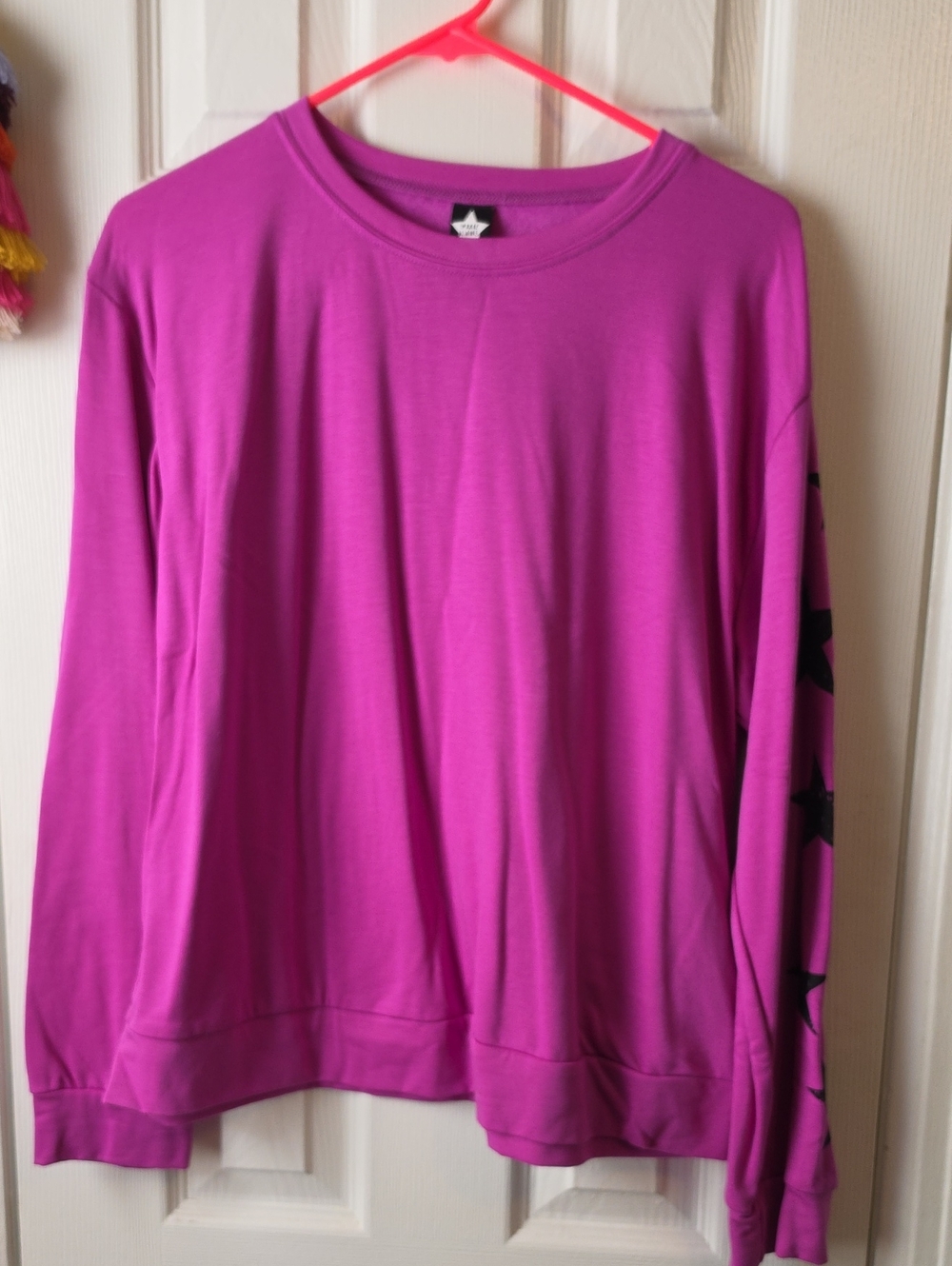 NWT WOMEN'S Long Sleeve Top - Bright Magenta Pink WITH STARS